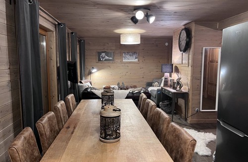 Meribel Village Apartment | Apartment-Luxury-Ensuite with Bath-Mountain view-4 étoiles