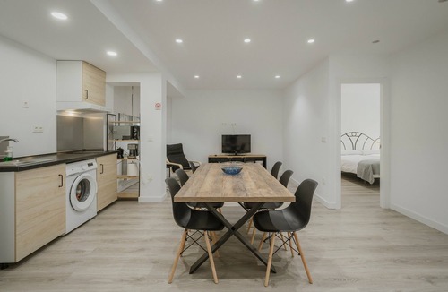 Valladolid City Centre Apartment | Apartment 'Mónaco' with Wi-Fi