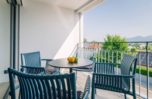 Einigen Apartment | Apartment Mönch near lake and mountains