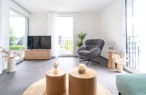 Einigen Apartment | Apartment Mönch near lake and mountains