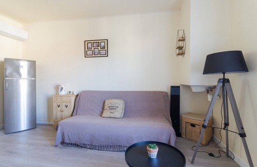 Banyuls-dels-Aspres Apartment | Apartment 'Mar I Munt' with Sea View, Wi-Fi and Air Conditioning