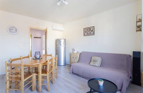Banyuls-dels-Aspres Apartment | Apartment 'Mar I Munt' with Sea View, Wi-Fi and Air Conditioning