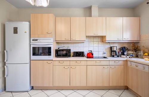 Les Bormettes House | Apartment 'Maison Proche De La Plage' with Private Terrace, Private Garden and Air Conditioning