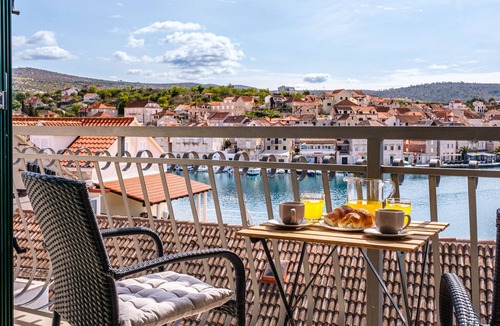 Milna (Brac) Apartment | Apartment Magical view (93111-A1) - Milna - island Brac