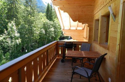 Gsteig Apartment | Apartment Majelas Heiti by Interhome