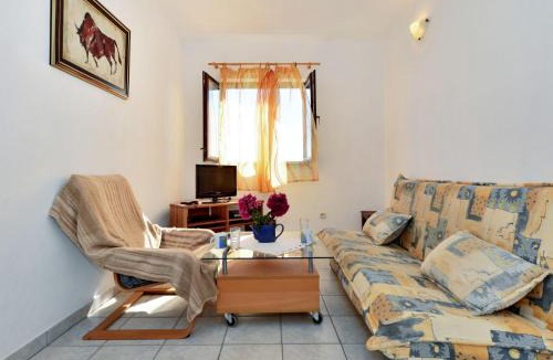 Zavala Apartment | Apartment Margarita-2 by Interhome