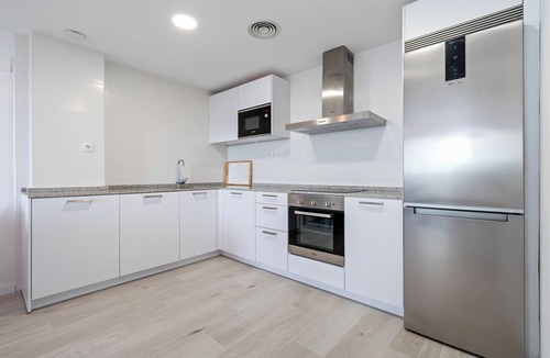 Roques Daurades Apartment | Apartment 'Maricel en Roques Daurades' with Shared Pool, Wi-Fi and Air Conditioning
