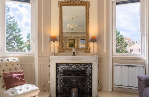 Cabourg Apartment | Apartment Marie Antoinette-1 by Interhome