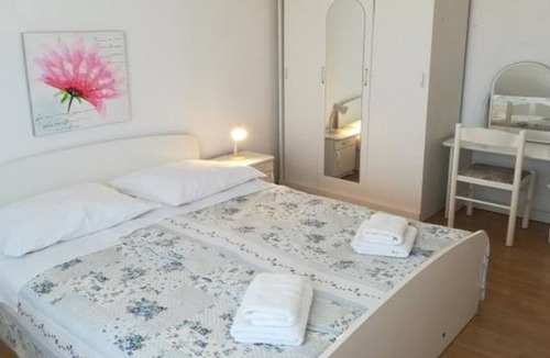 Tribunj Apartment | Apartment Marija - 100 m from beach: A2(4) - Tribunj, Riviera Sibenik, Croatia