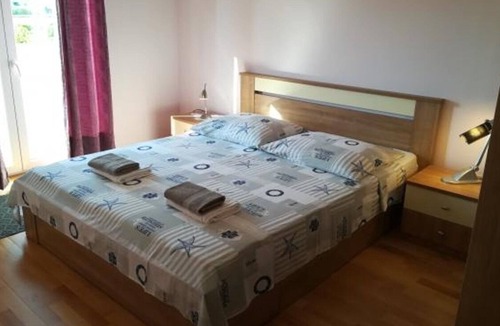 Tribunj Apartment | Apartment Marija - 100 m from beach: A5(2+1) - Tribunj, Riviera Sibenik, Croatia