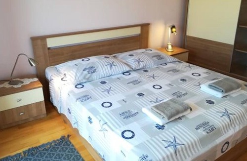 Tribunj Apartment | Apartment Marija - 100 m from beach: A5(2+1) - Tribunj, Riviera Sibenik, Croatia
