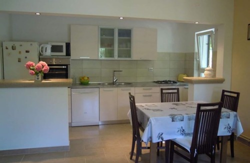 Supetar Apartment | Apartment Marija - 70m from sea: A1(5) - Supetar, Island Brac, Croatia