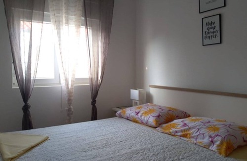 Nin Apartment | Apartment Marika