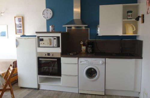 Saint-Cyprien Plage Apartment | Apartment Marina 2-2 by Interhome