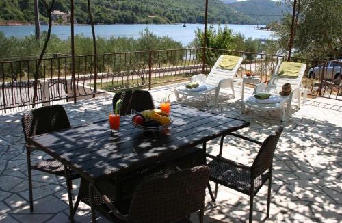 Broce Apartment | Apartment Marin