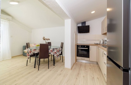 Mundanije Apartment | Apartment Marina (36021-A1) - Rab - island Rab