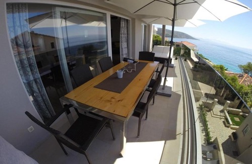 Okrug Gornji Apartment | Apartment Marinela - with pool