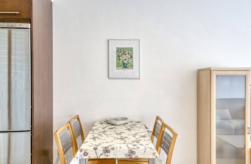 Llanca Apartment | Apartment 'Maritimo' with Private Terrace, Wi-Fi and Air Conditioning