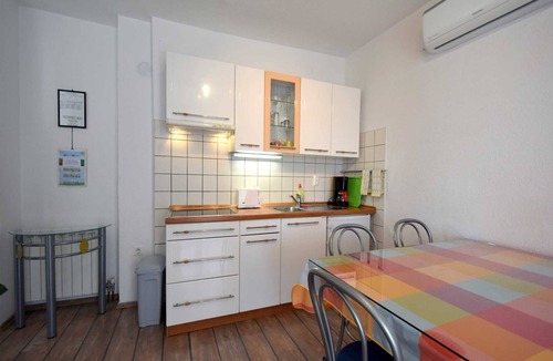 Milcetici Apartment | Apartment Martin 1 with Seaview