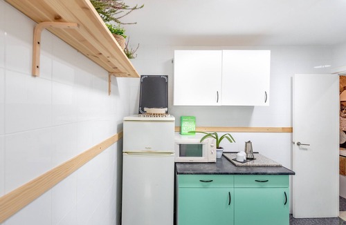 Burriana Apartment | Apartment "Masai Mara" with Wi-Fi and Air Conditioning