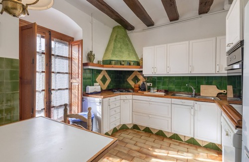 Castelltercol Apartment | Apartment 'Masia 2' with Mountain View, Shared Pool and Wi-Fi