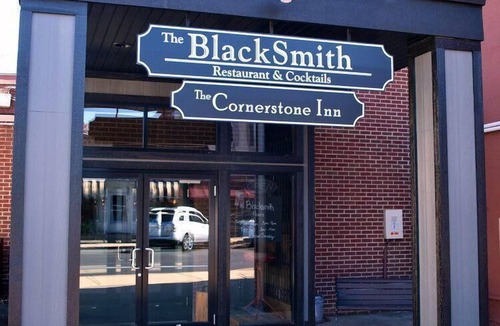 Washington Apartment | Apartment Master Suite at Cornerstone Inn
