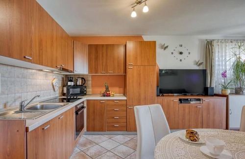 Tar Apartment | Apartment Matej Tar - One Bedroom Apartment with Balcony