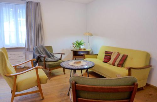 Schwenden Apartment | Apartment Matte - Alte Post by Interhome