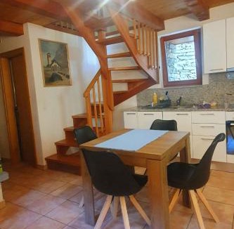 Foroglio Apartment | Apartment MAva -Haus mit Blick aufs Wasser by Interhome