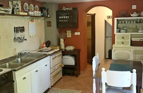 Pobri Apartment | Apartment Melita, (15315), Pobri, hr