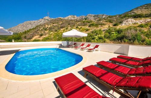 Stankovici Apartment | Apartment Meridiana-2 by Interhome