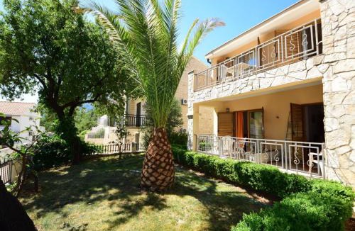 Stankovici Apartment | Apartment Meridiana-3 by Interhome