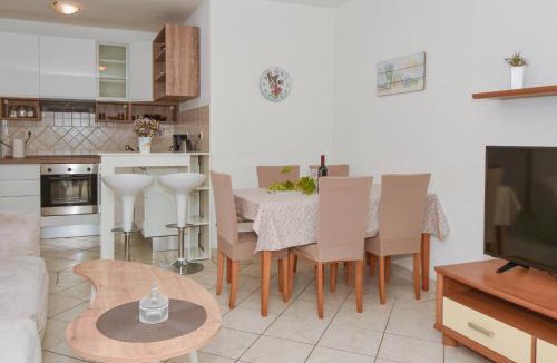 Zadar Apartment | Apartment Mia by Interhome