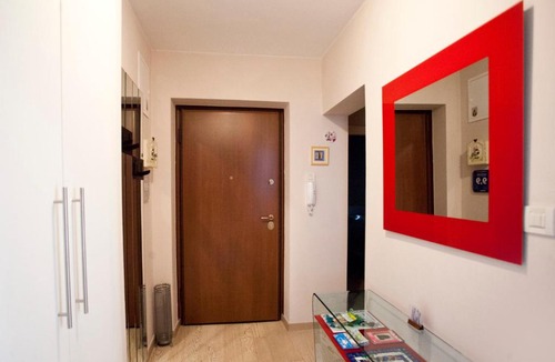 Split Apartment | Apartment Miaa