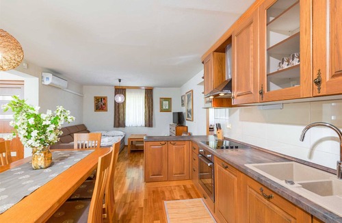 Silo Apartment | Apartment Mima (36268-A1)