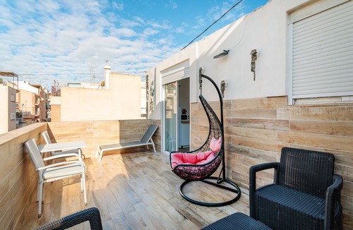Campoamor Apartment | Apartment 'Mini Atico' with Wi-Fi