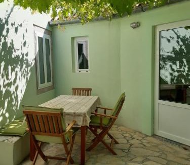 Nerezine Apartment | Apartment Mirjana