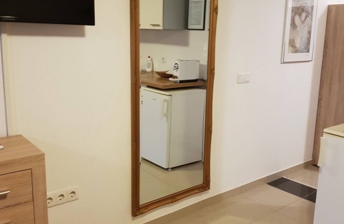 Omisalj Apartment | Apartment Misel With Bedrooms With Terrace and sea View