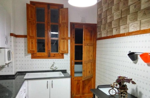 Rascanya Apartment | Apartment 'Modern Flat Valencia' with Balcony and Wi-Fi