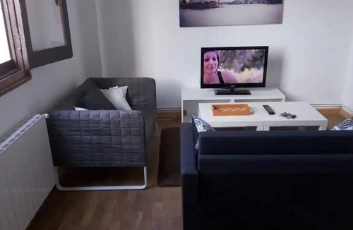 Rascanya Apartment | Apartment 'Modern Flat Valencia' with Balcony and Wi-Fi