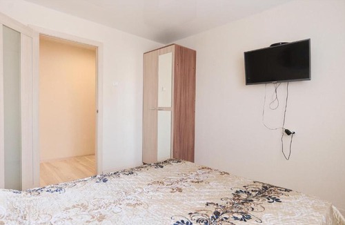 Nizhnyaya Istekayevka Apartment | Apartment Molodozhnaya 48