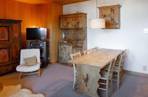 Villars-sur-Ollon Apartment | Apartment Montagnards 17 by Interhome