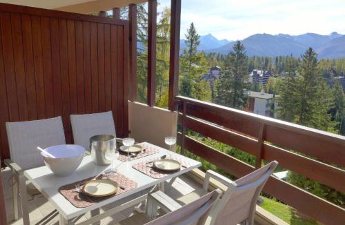 Lens Apartment | Apartment Monte Cristo 6 by Interhome