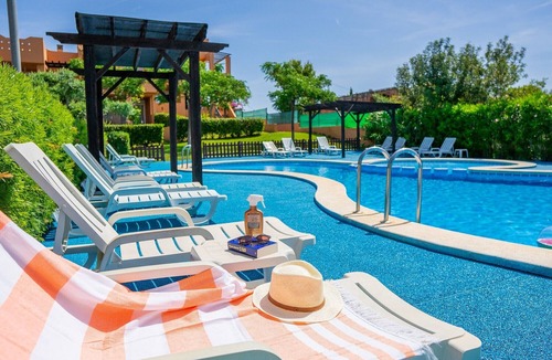 Peniscola Apartment | Apartment 'Montemar Natura Resort' with Shared Pool, Wi-Fi and Air Conditioning