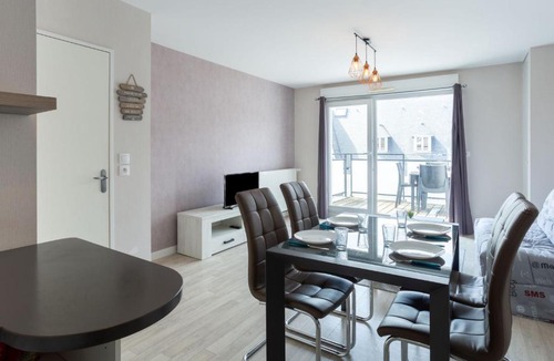 La Madeleine-Bellevue Apartment | Apartment Montjoie- Bat A by Interhome