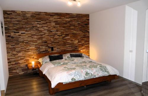 St. Niklaus Apartment | Apartment Morgengruss - 3 Min Walk to Train Station, Central & Quiet