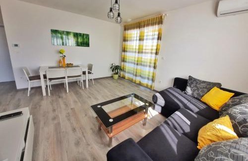 Velika Gorica Apartment | Apartment Mrvica, near Airport - 2BR - Free Parking - Self Check-in