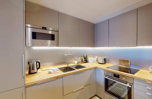 Samedan Apartment | Apartment Murtiröl - Spacious and modern apartment