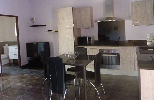 Prades Apartment | Apartment N ° 5 WITH TERRACE AND PRIVATE PARKING - AIR CONDITIONING reversible