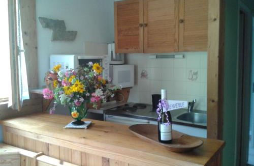 Les Villards-sur-Thones Apartment | Apartment Namasté by Interhome